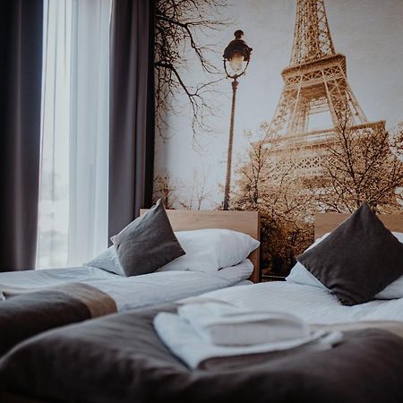 Dom Weselny Ludmila Bed & Breakfast Kraśnik Eksteriør bilde