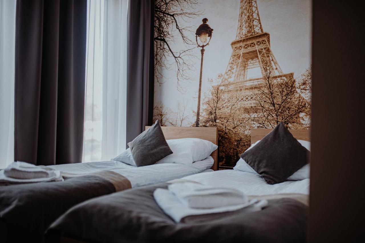 Dom Weselny Ludmila Bed & Breakfast Kraśnik Eksteriør bilde